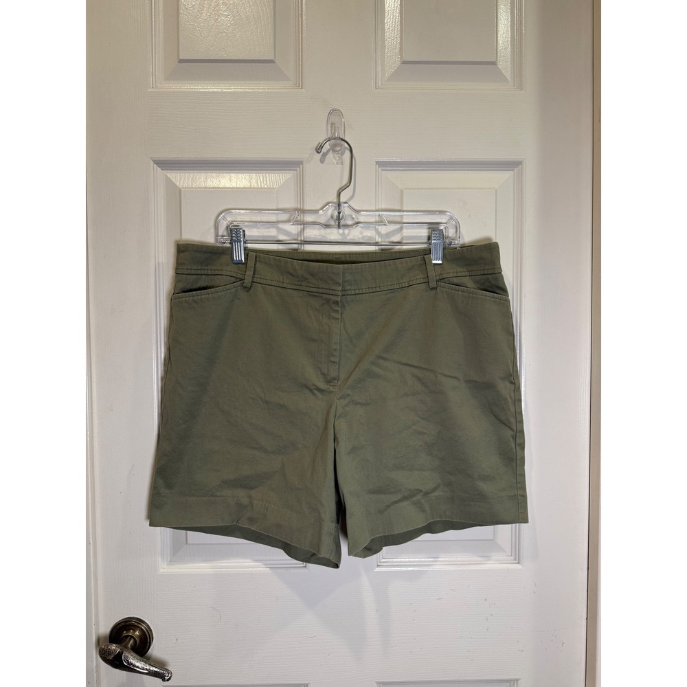 Talbots Women's Perfect Short Olive Green Flat Front Casual‎ Shorts Size 16P